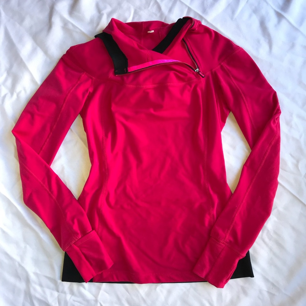 Lululemon Athletica sports hooded pullover size 6